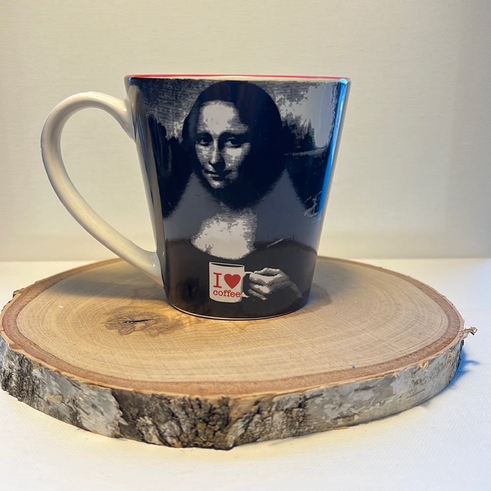 Coffee makes me smile like the Mona Lisa